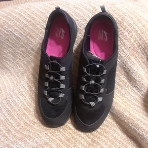 Women's gymshoes